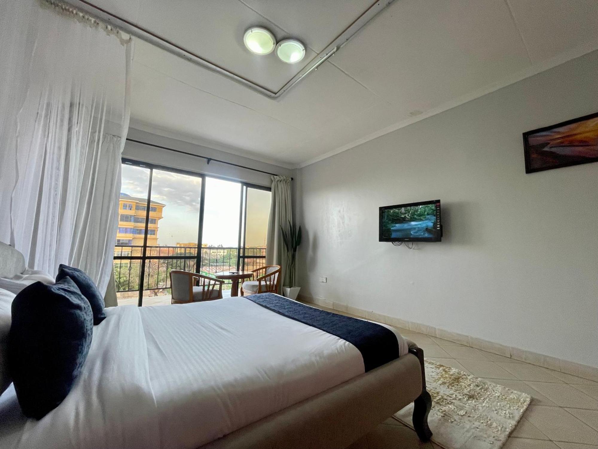 Iman Hotel Isiolo Exterior foto